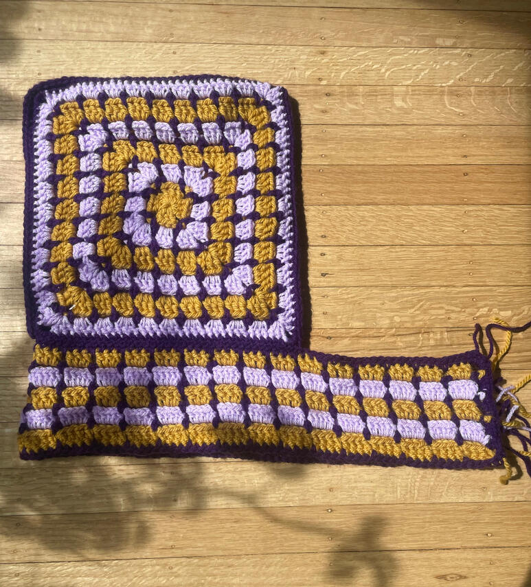 granny square hood right side